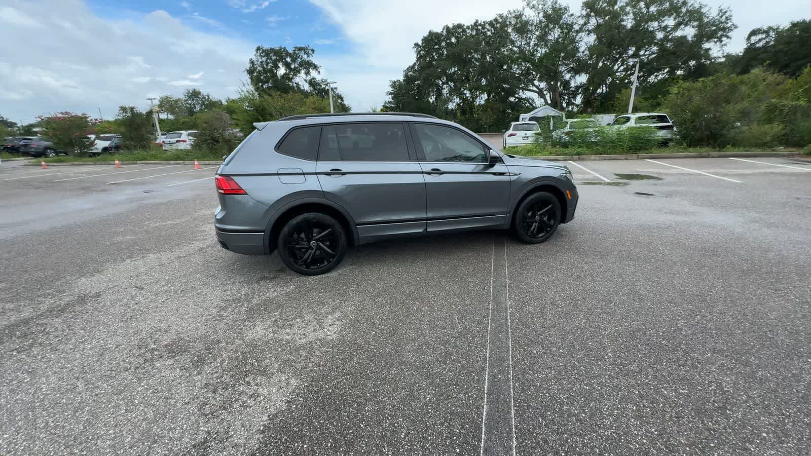Volkswagen Tiguan SE R-Line Negro 2024