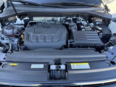 2023 Volkswagen Tiguan SE R-Line Negro