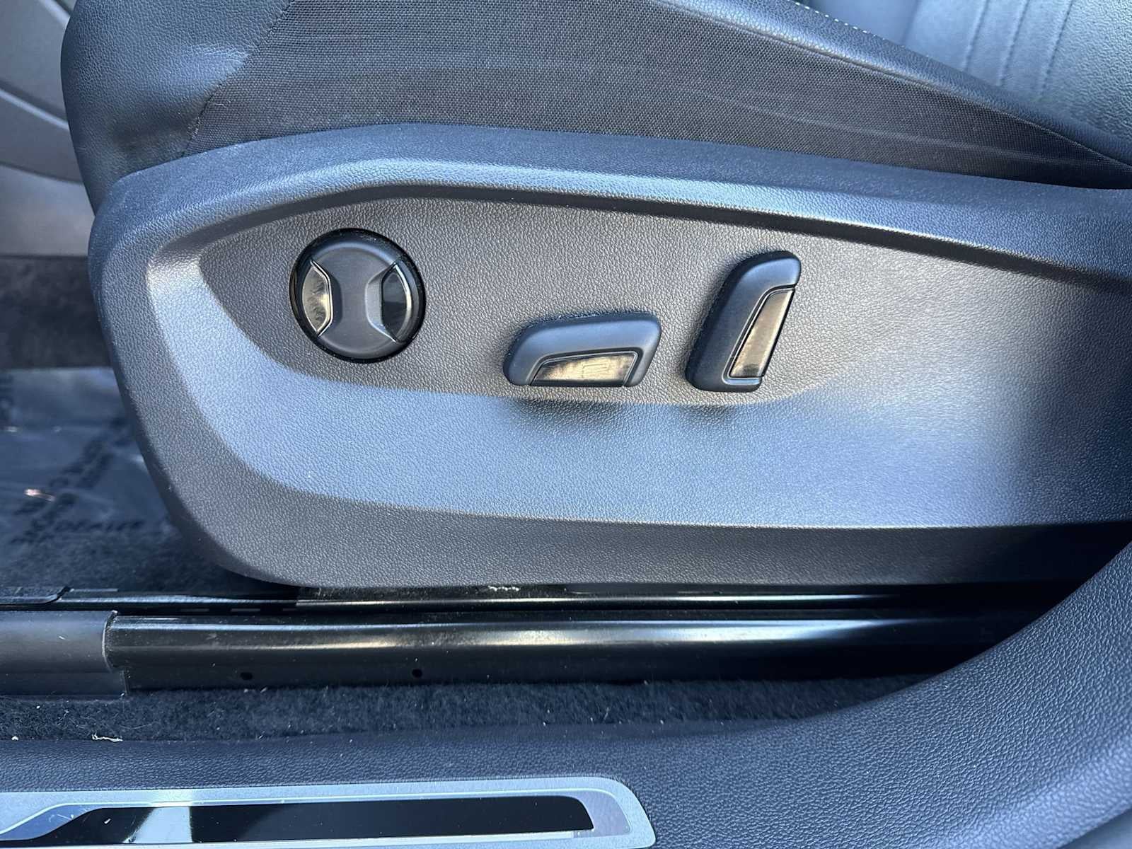 2023 Volkswagen Tiguan SE R-Line Negro