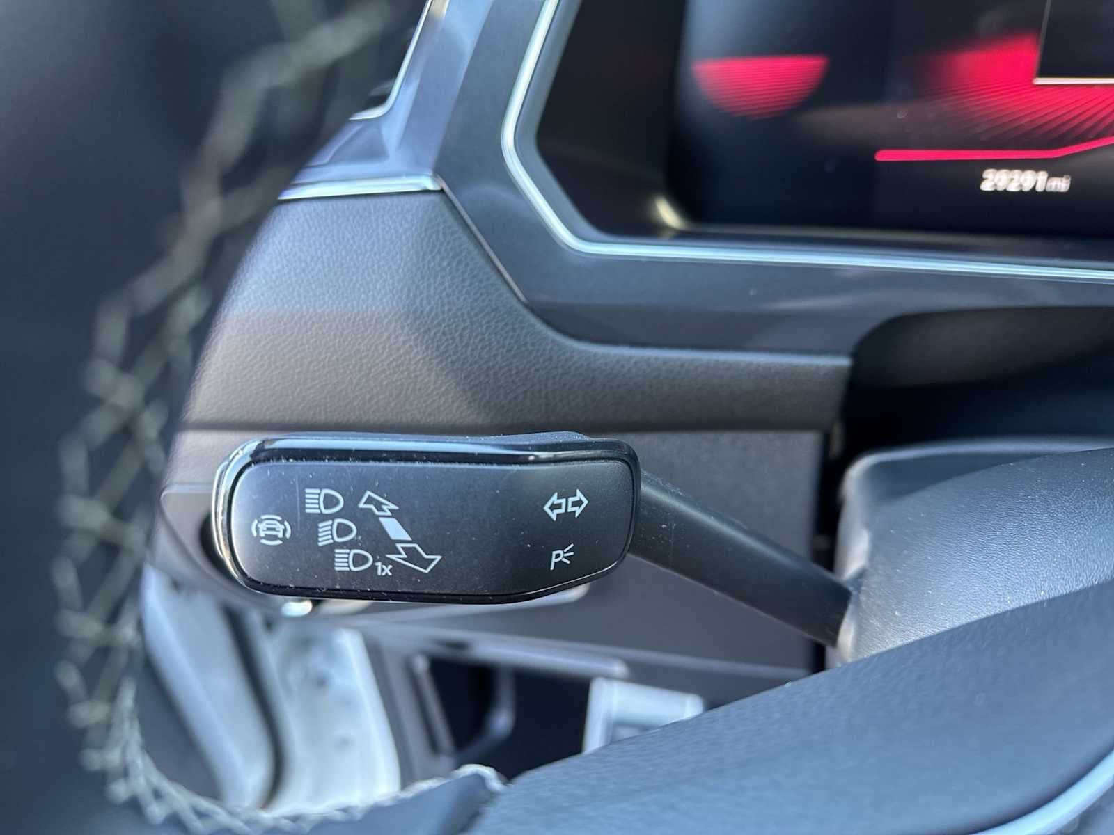 2023 Volkswagen Tiguan SE R-Line Negro