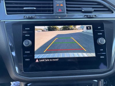 2023 Volkswagen Tiguan SE R-Line Negro