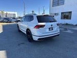 2023 Volkswagen Tiguan SE R-Line Negro