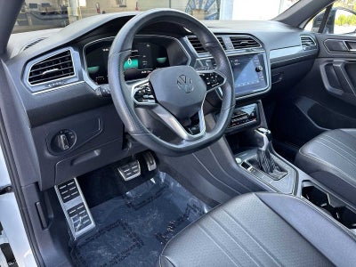 2023 Volkswagen Tiguan SE R-Line Negro