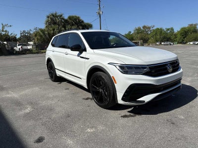 2023 Volkswagen Tiguan SE R-Line Negro
