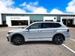2023 Volkswagen Tiguan SE R-Line Negro