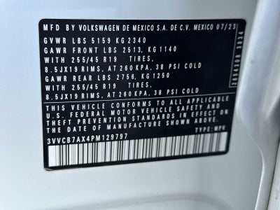 2023 Volkswagen Tiguan SE R-Line Negro