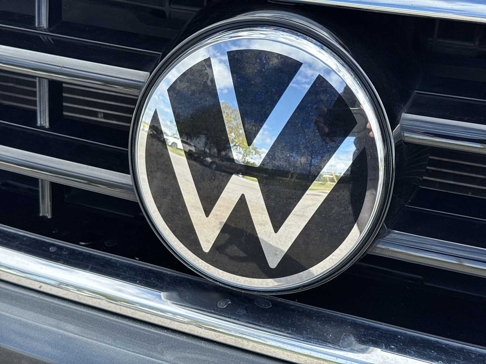 Volkswagen Tiguan SE R-Line Negro 2024
