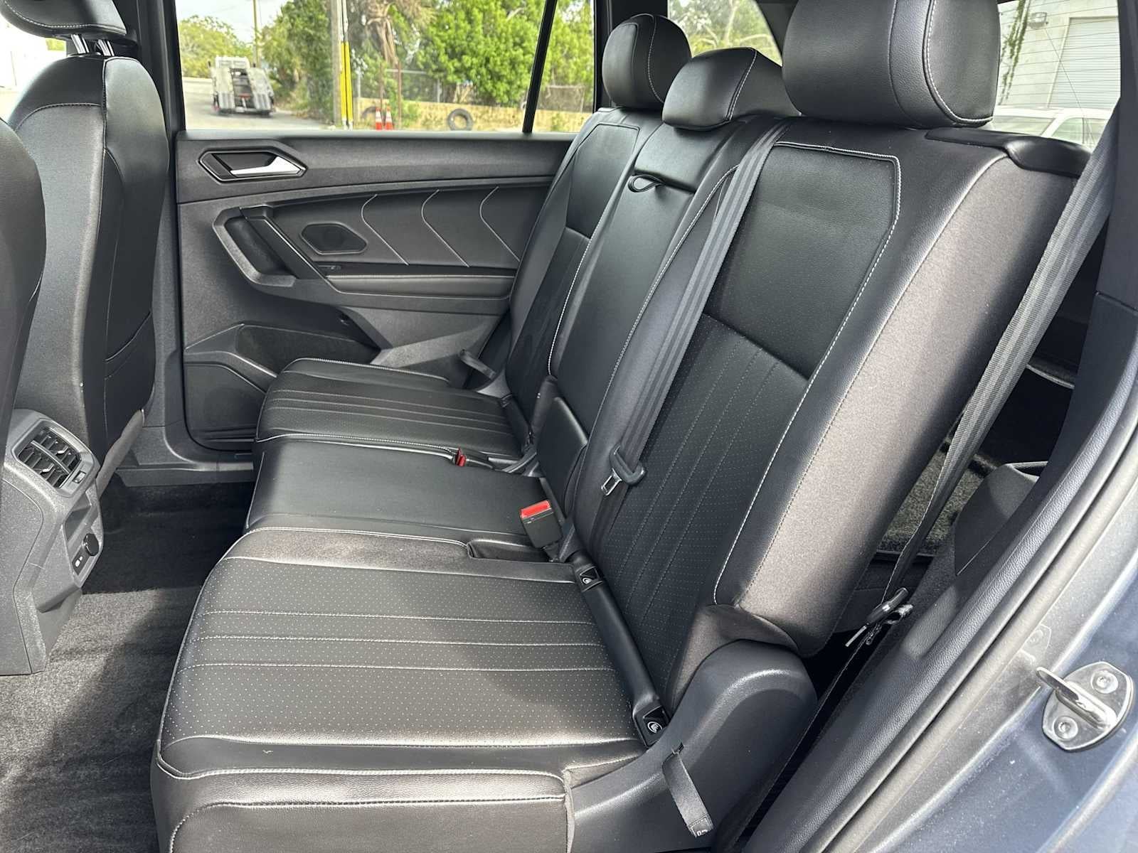 Volkswagen Tiguan SE R-Line Negro 2024