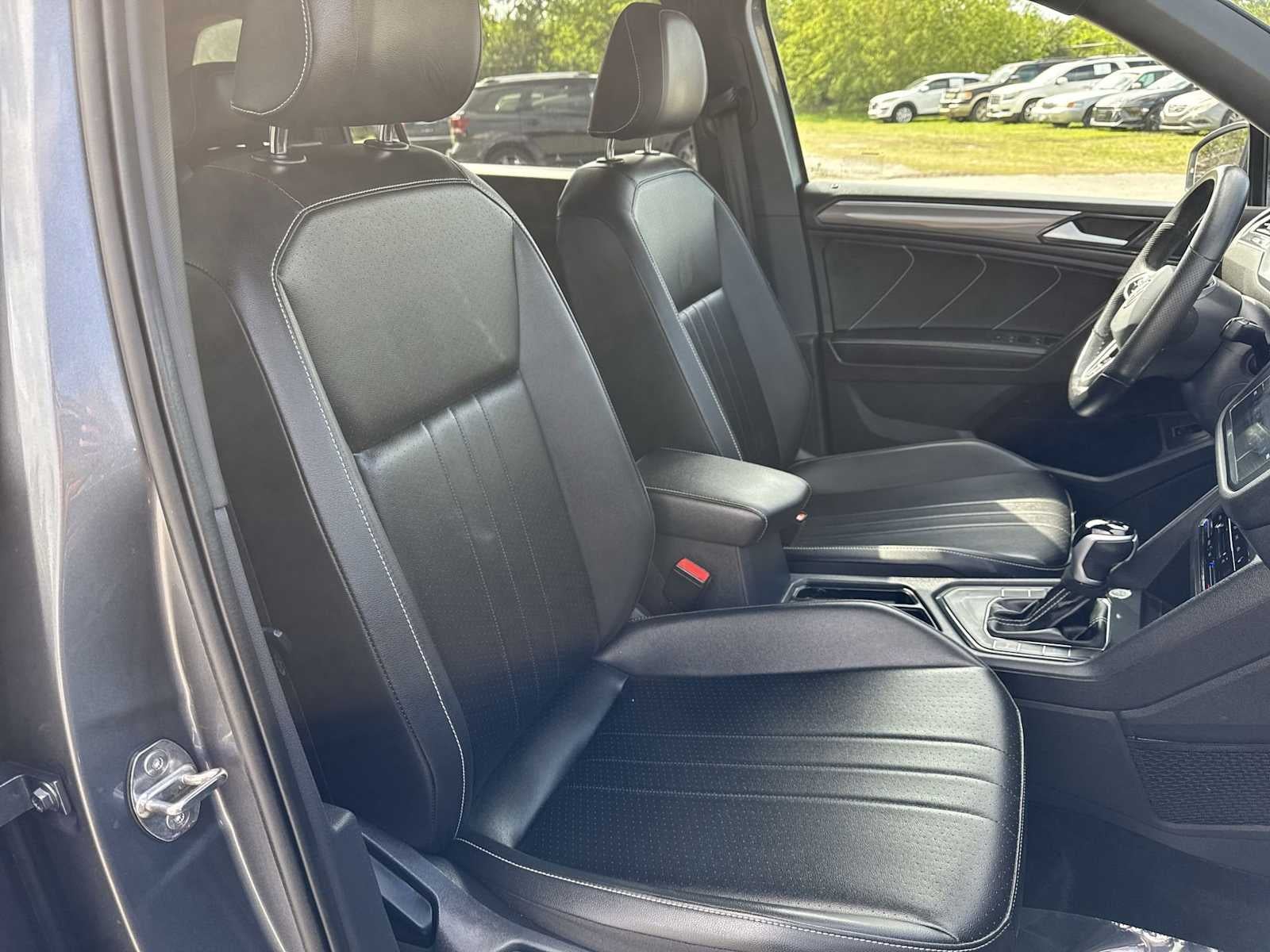 Volkswagen Tiguan SE R-Line Negro 2024