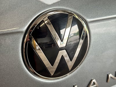 2022 Volkswagen Tiguan SE R-Line Negro