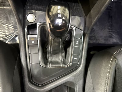 2022 Volkswagen Tiguan SE R-Line Negro