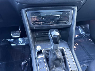 2022 Volkswagen Tiguan SE R-Line Negro