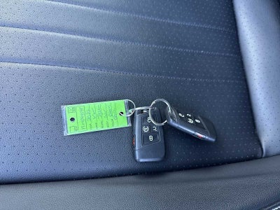 2022 Volkswagen Tiguan SE R-Line Negro