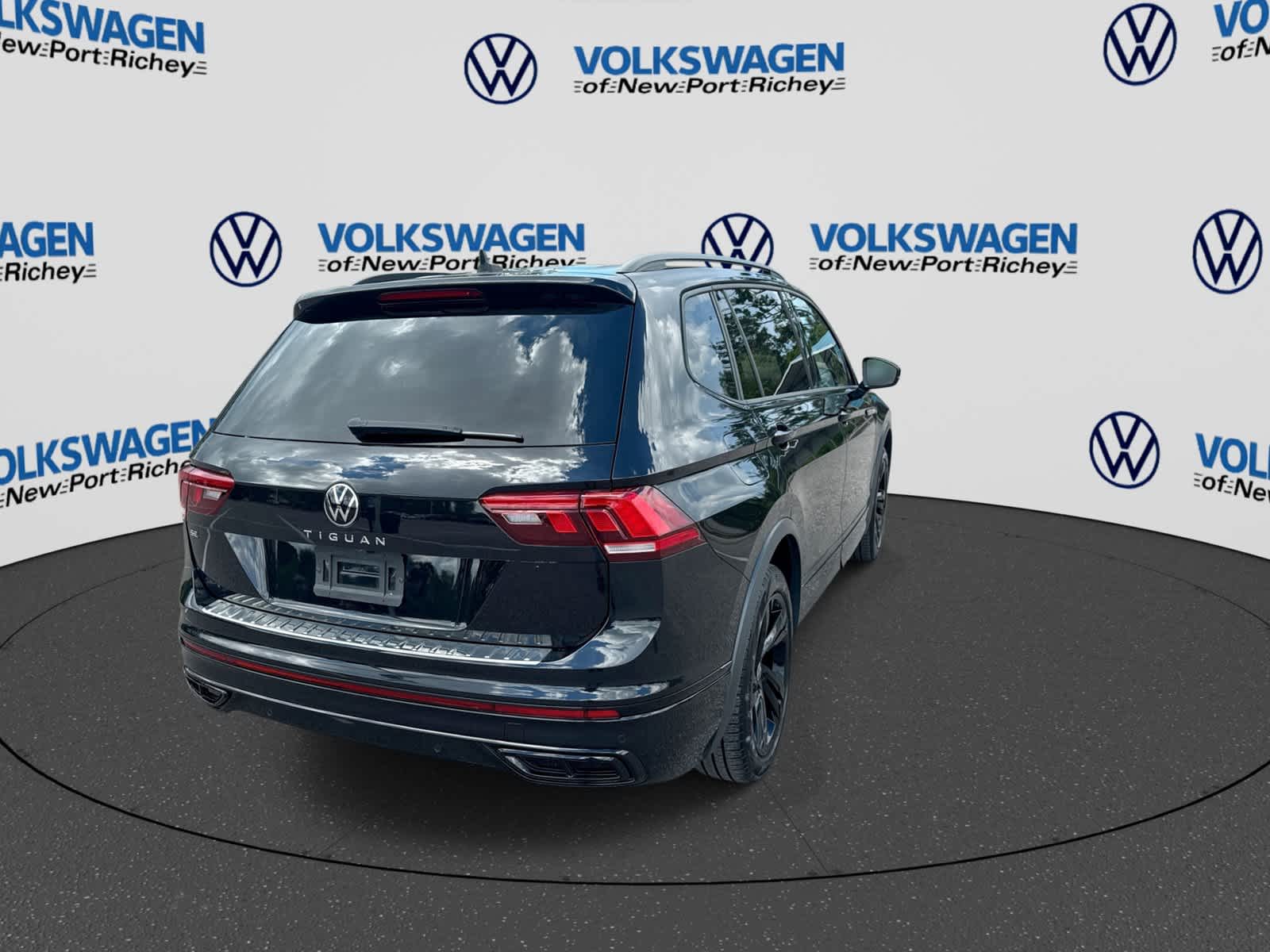 Volkswagen Tiguan SE R-Line Negro 2024