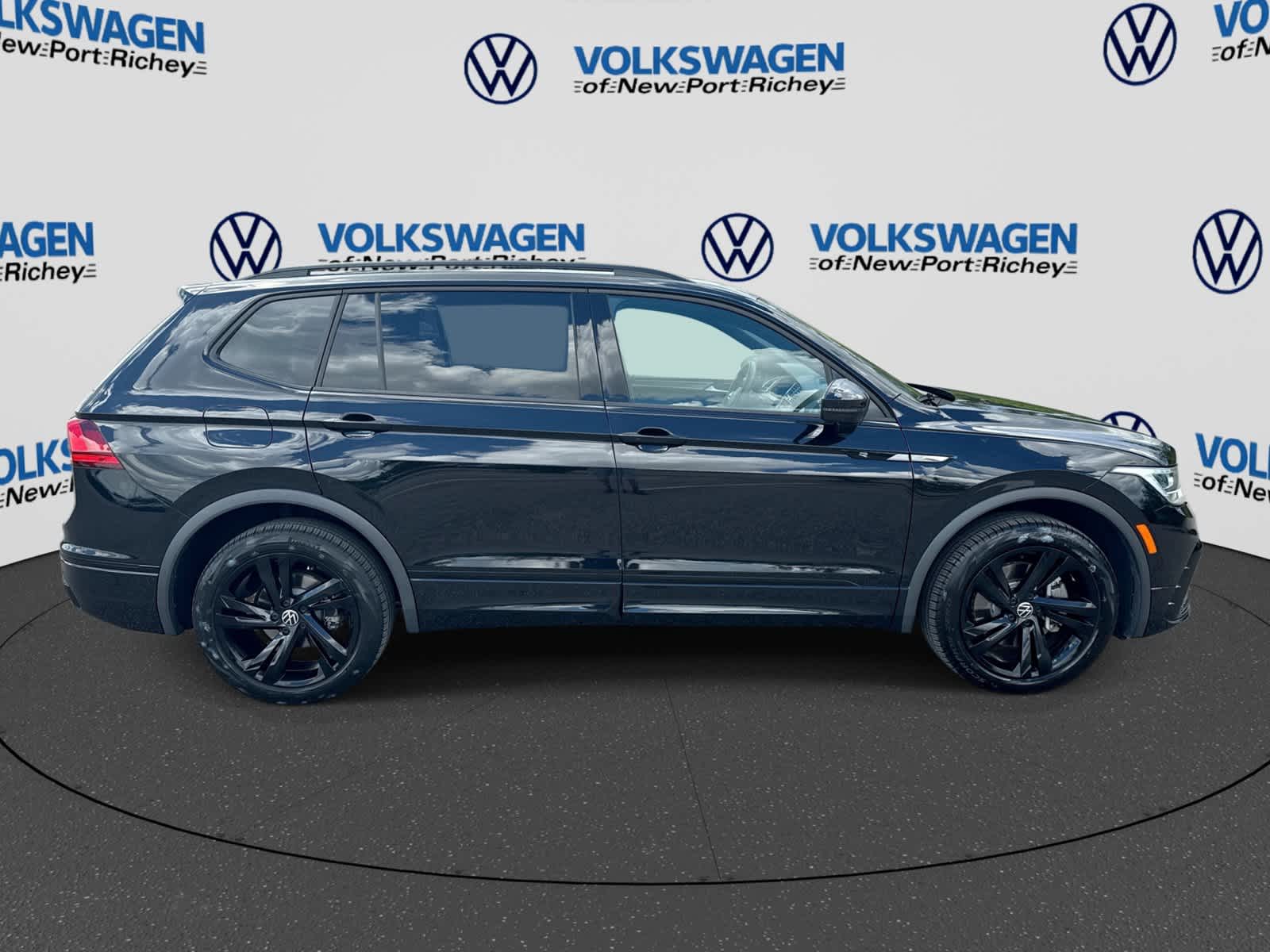 Volkswagen Tiguan SE R-Line Negro 2024