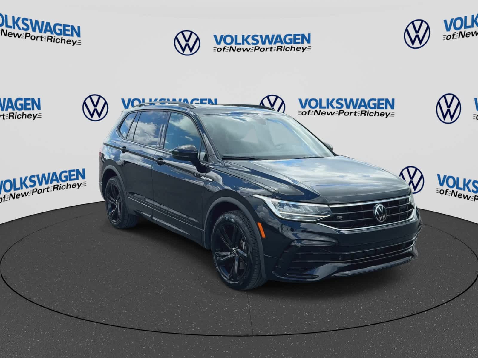Volkswagen Tiguan SE R-Line Negro 2024