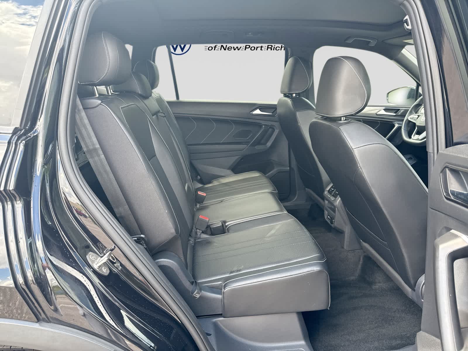 Volkswagen Tiguan SE R-Line Negro 2024