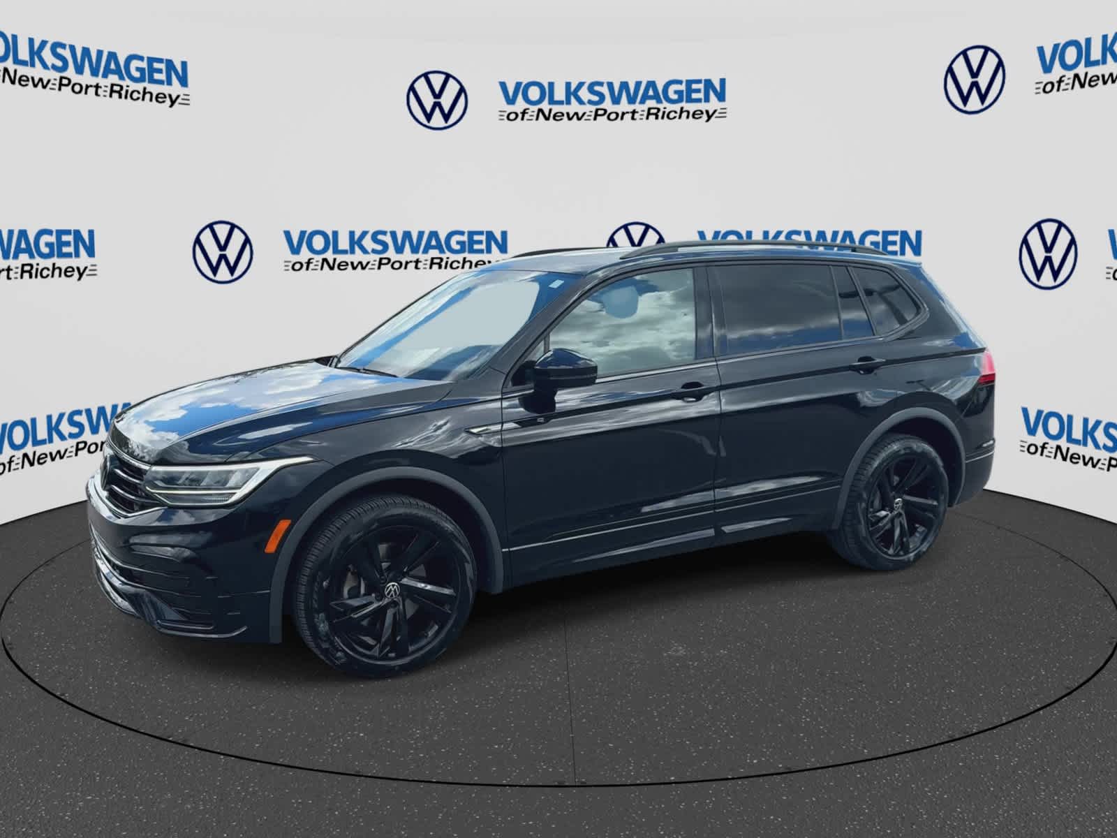 Volkswagen Tiguan SE R-Line Negro 2024