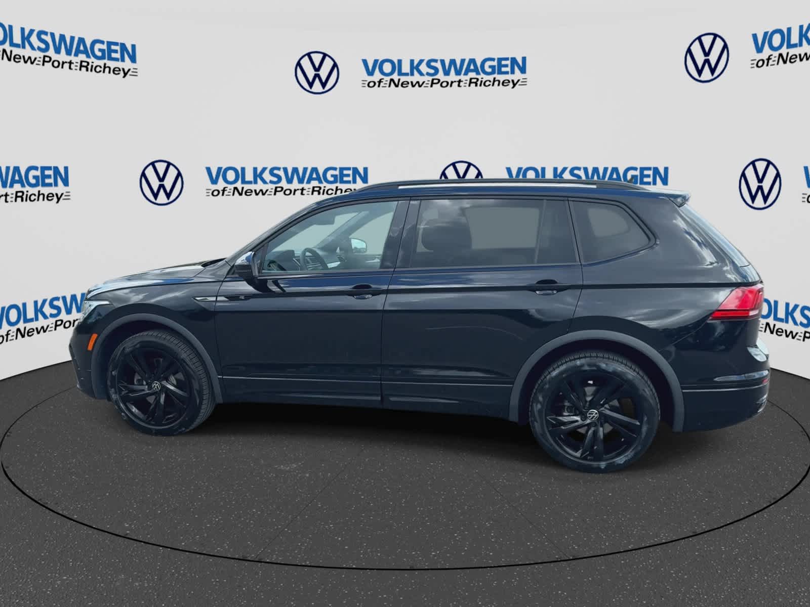 Volkswagen Tiguan SE R-Line Negro 2024
