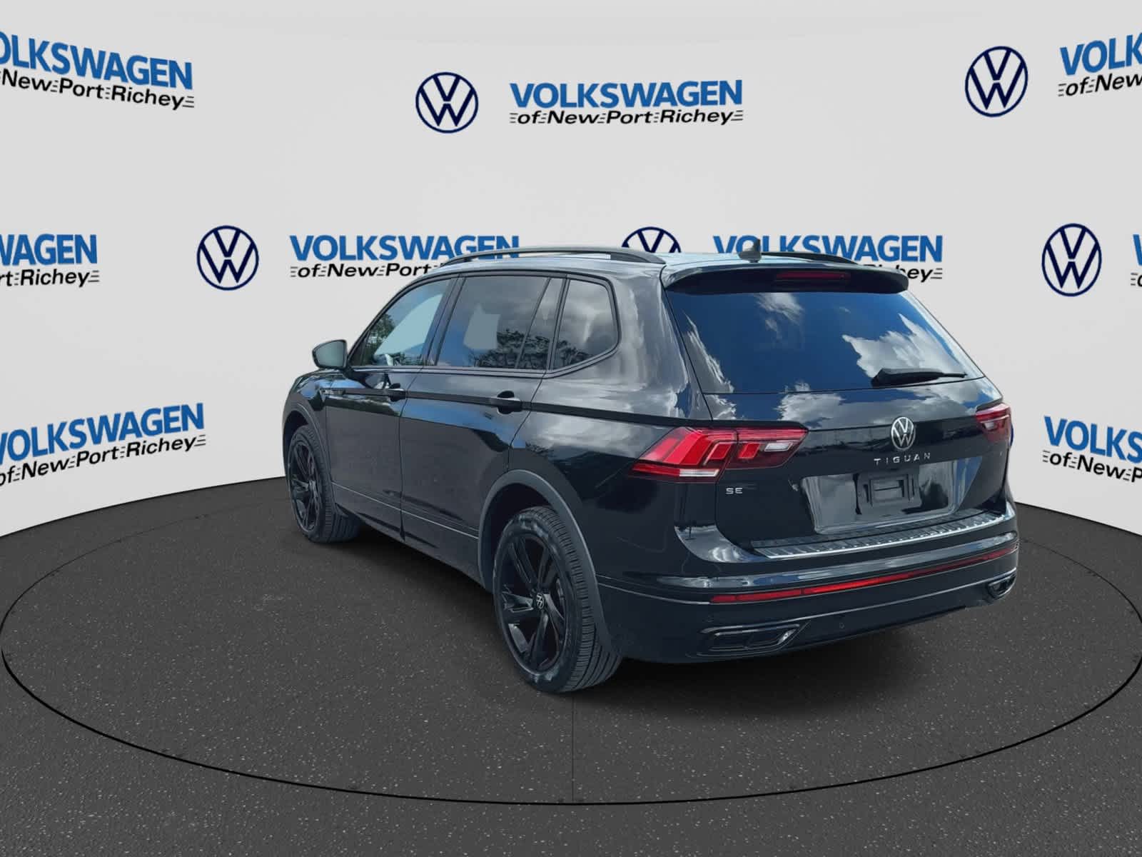 Volkswagen Tiguan SE R-Line Negro 2024
