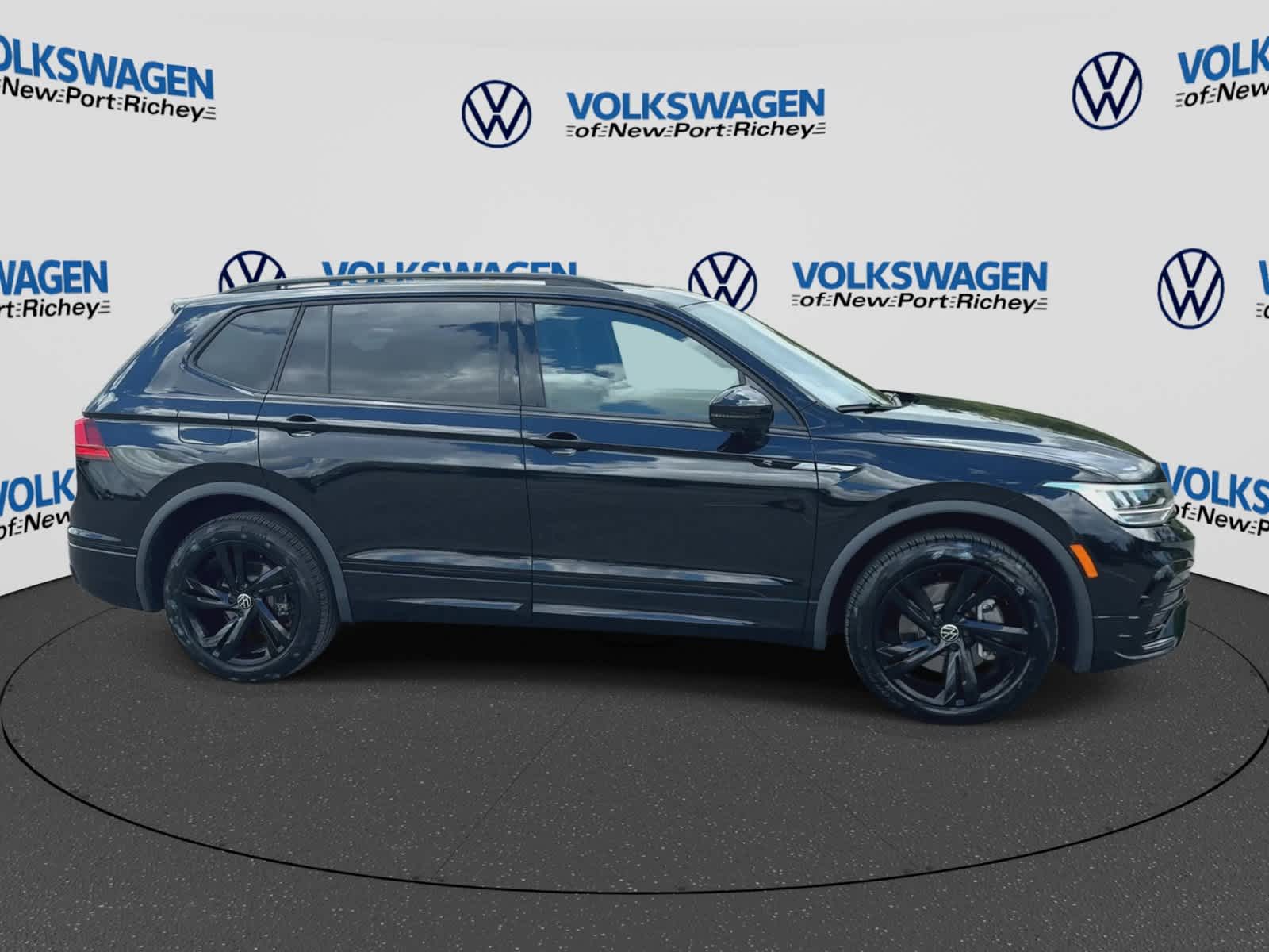 Volkswagen Tiguan SE R-Line Negro 2024