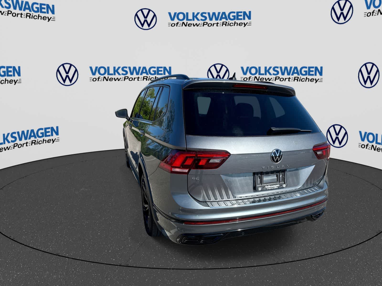 Volkswagen Tiguan SE R-Line Negro 2024