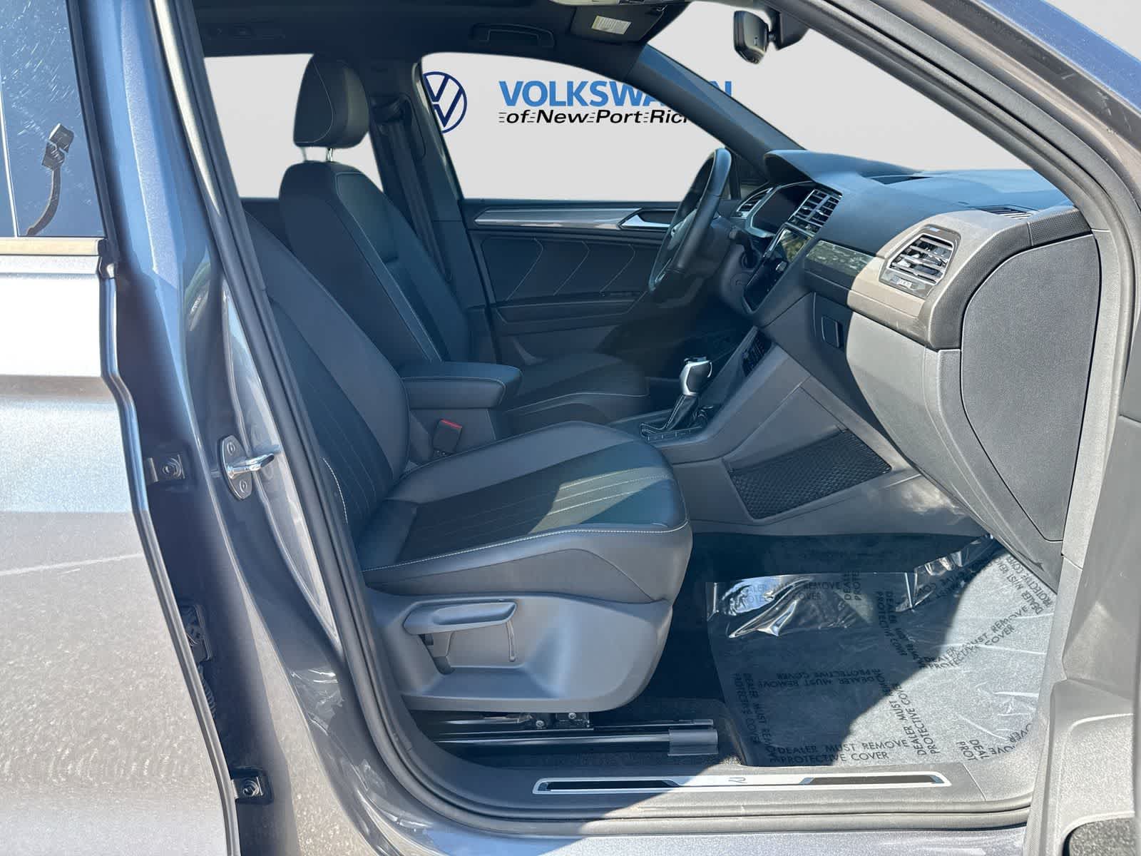 Volkswagen Tiguan SE R-Line Negro 2024