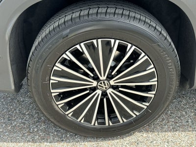 Volkswagen Tiguan S 2025