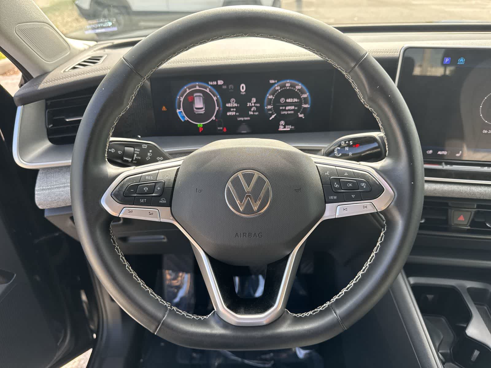 Volkswagen Tiguan S 2025