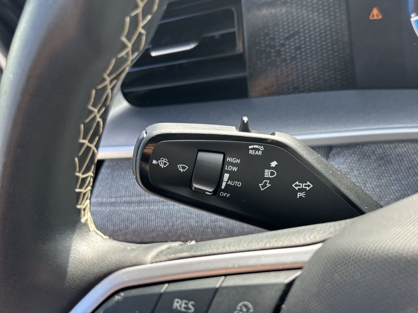 Volkswagen Tiguan S 2025