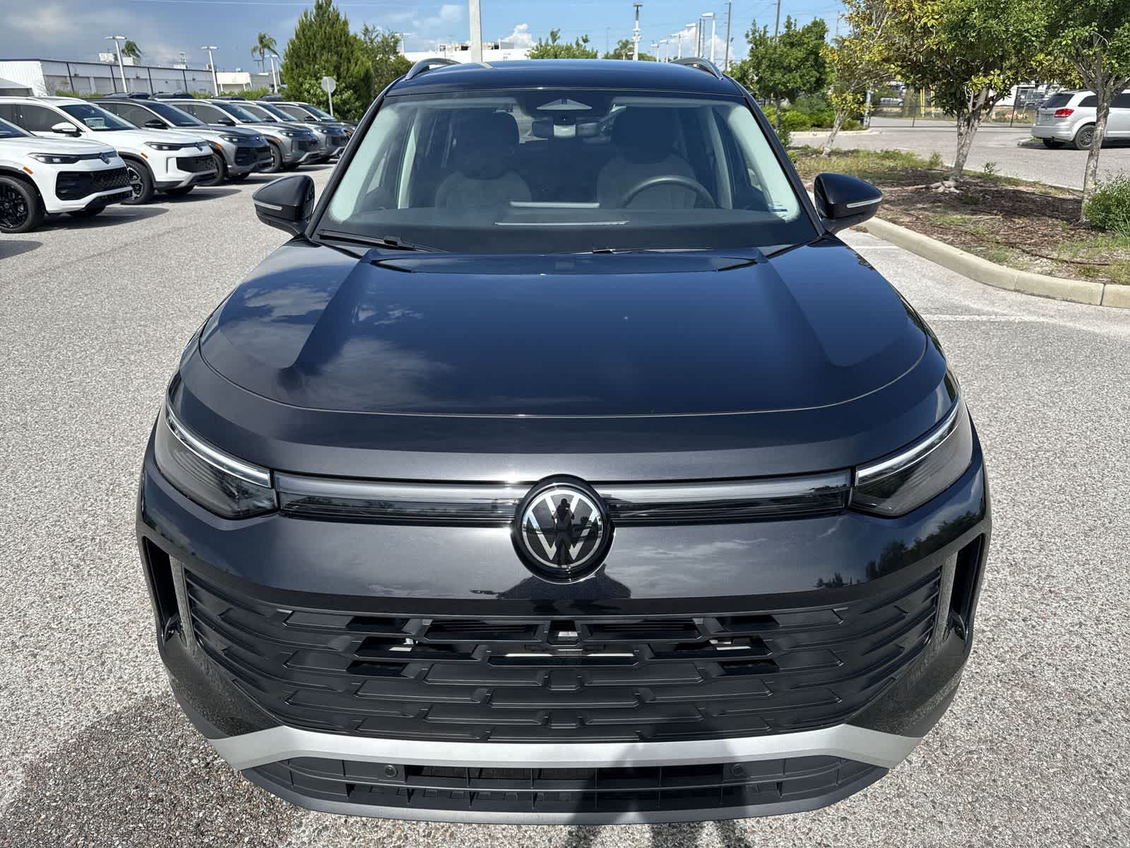 Volkswagen Tiguan S 2025