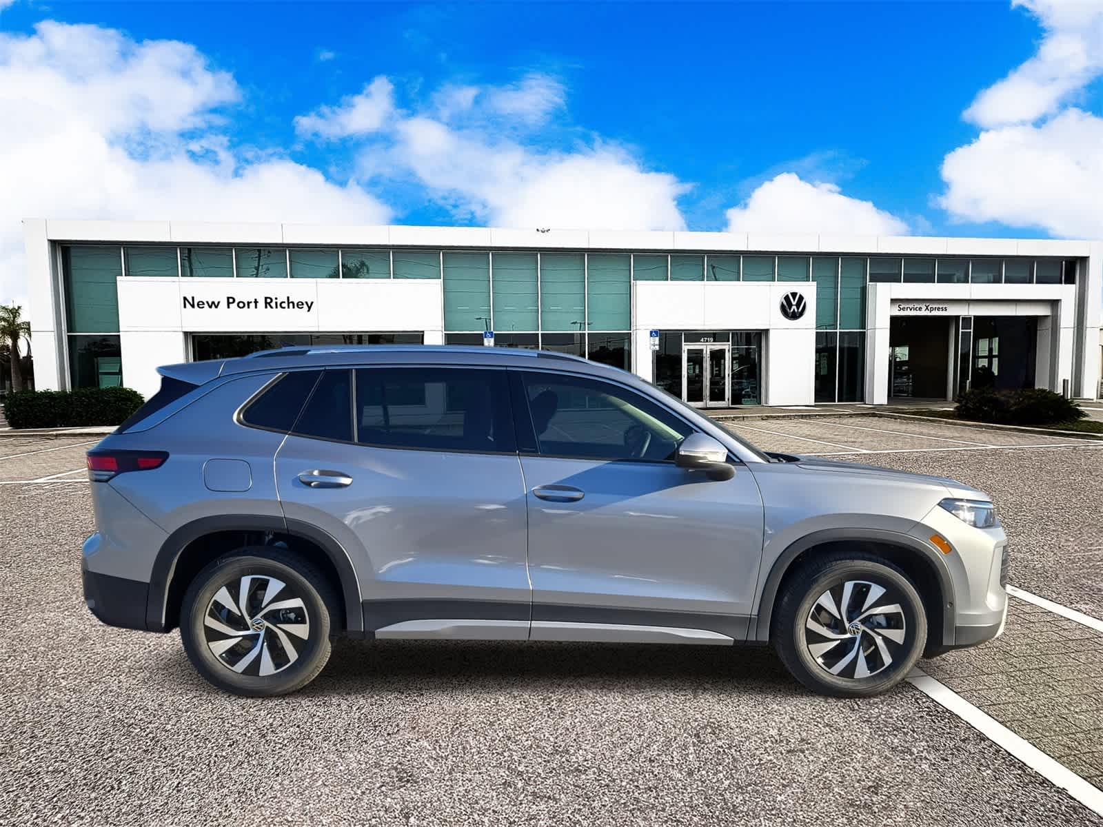 2026 Volkswagen Tiguan 2.0T S