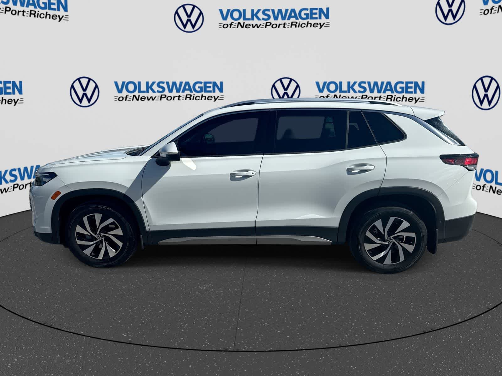 Volkswagen Tiguan S 2025