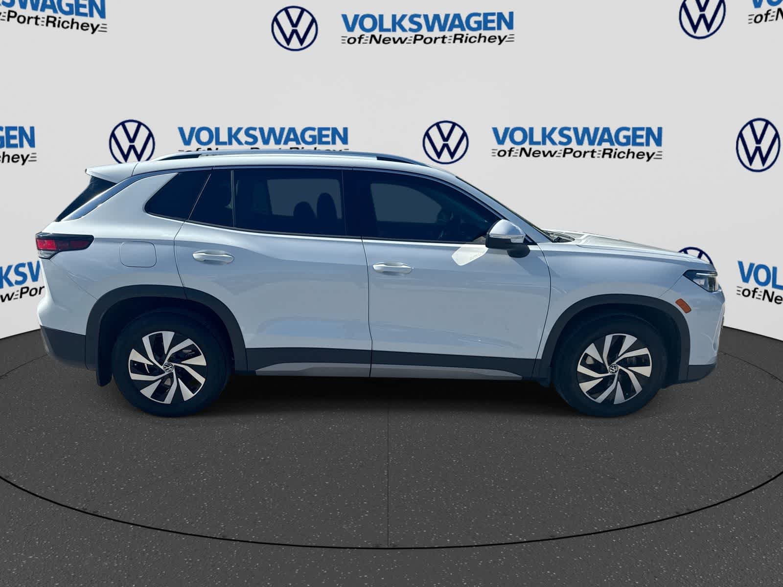 Volkswagen Tiguan S 2025
