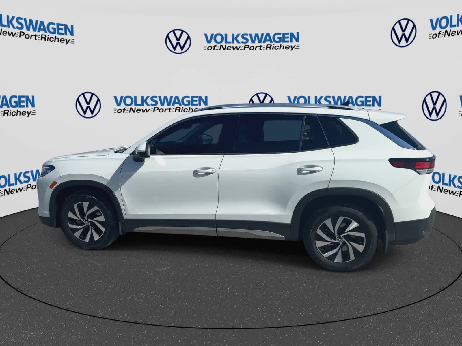 Volkswagen Tiguan S 2025