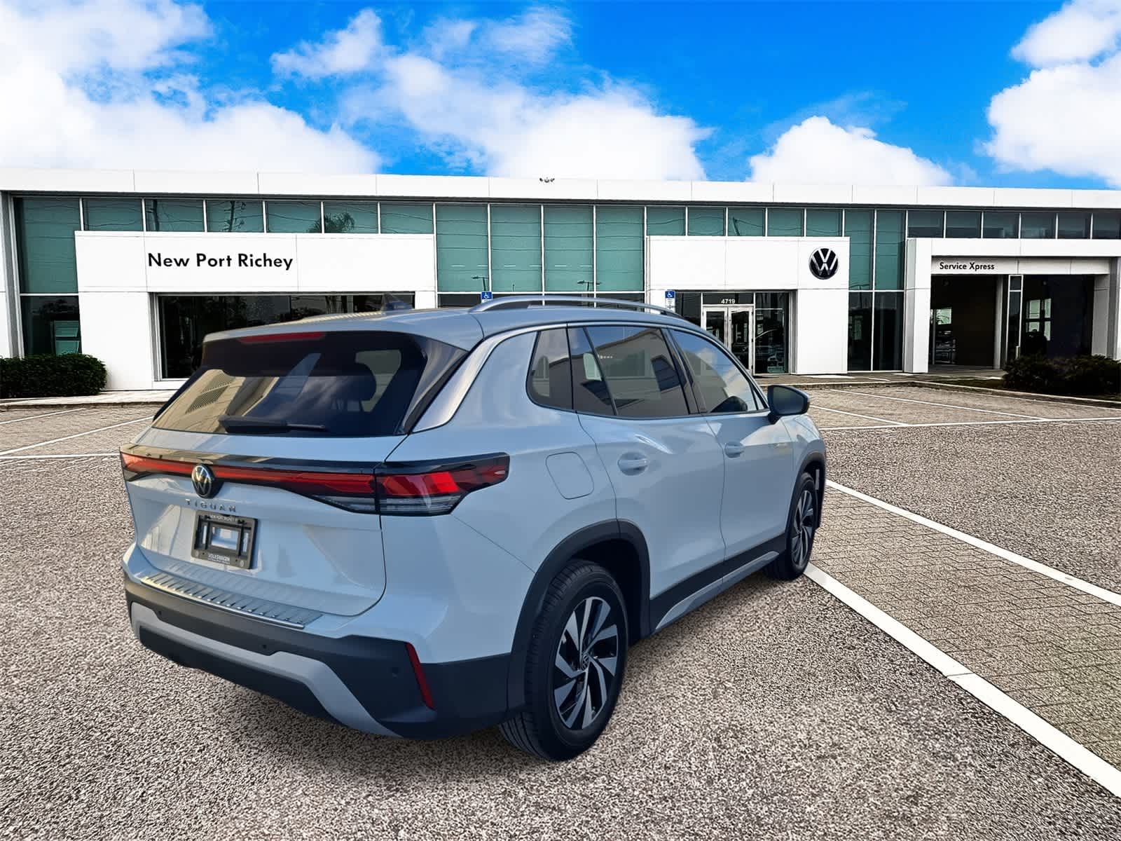 2025 Volkswagen Tiguan 2.0T S