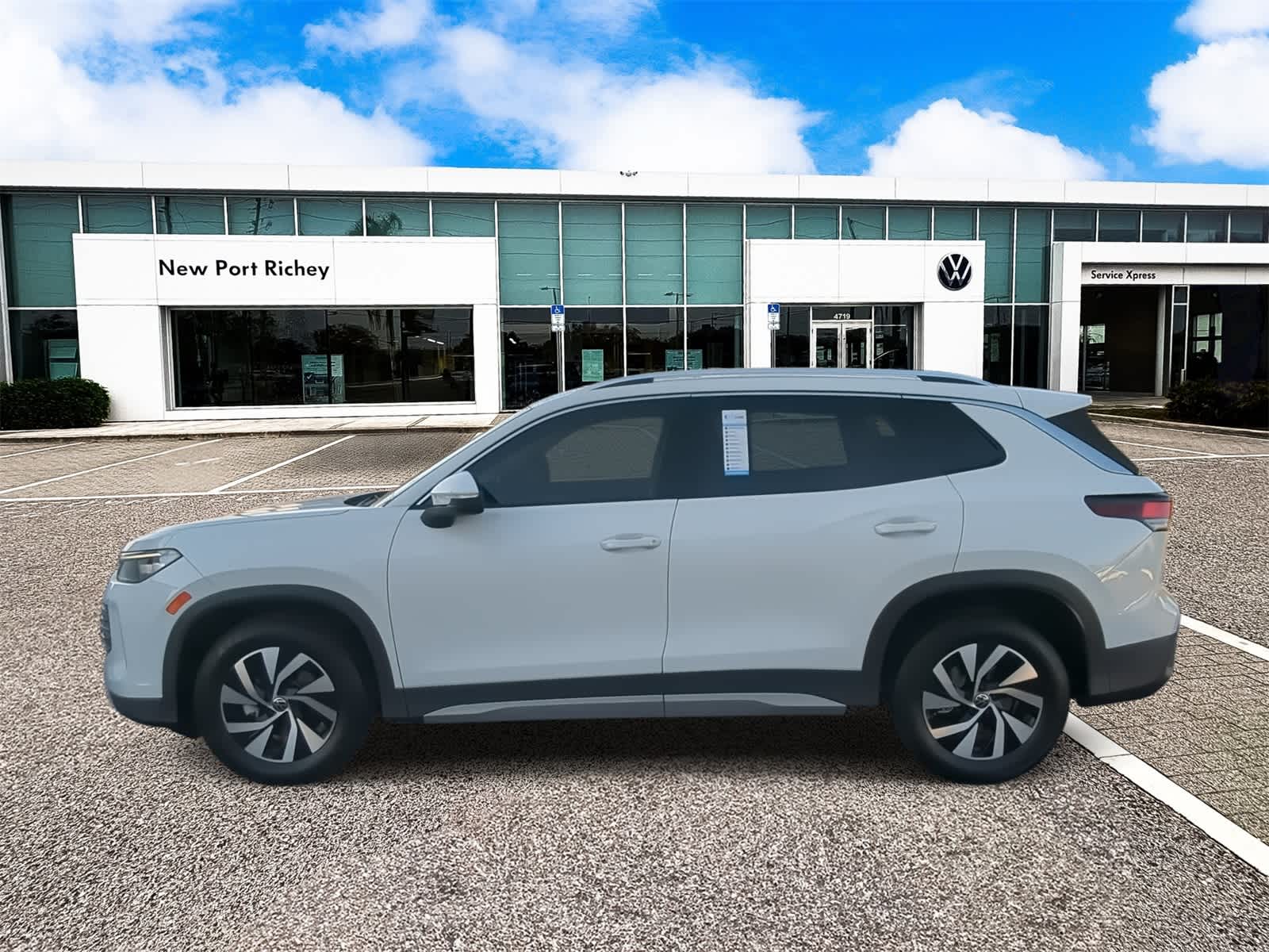 2025 Volkswagen Tiguan 2.0T S