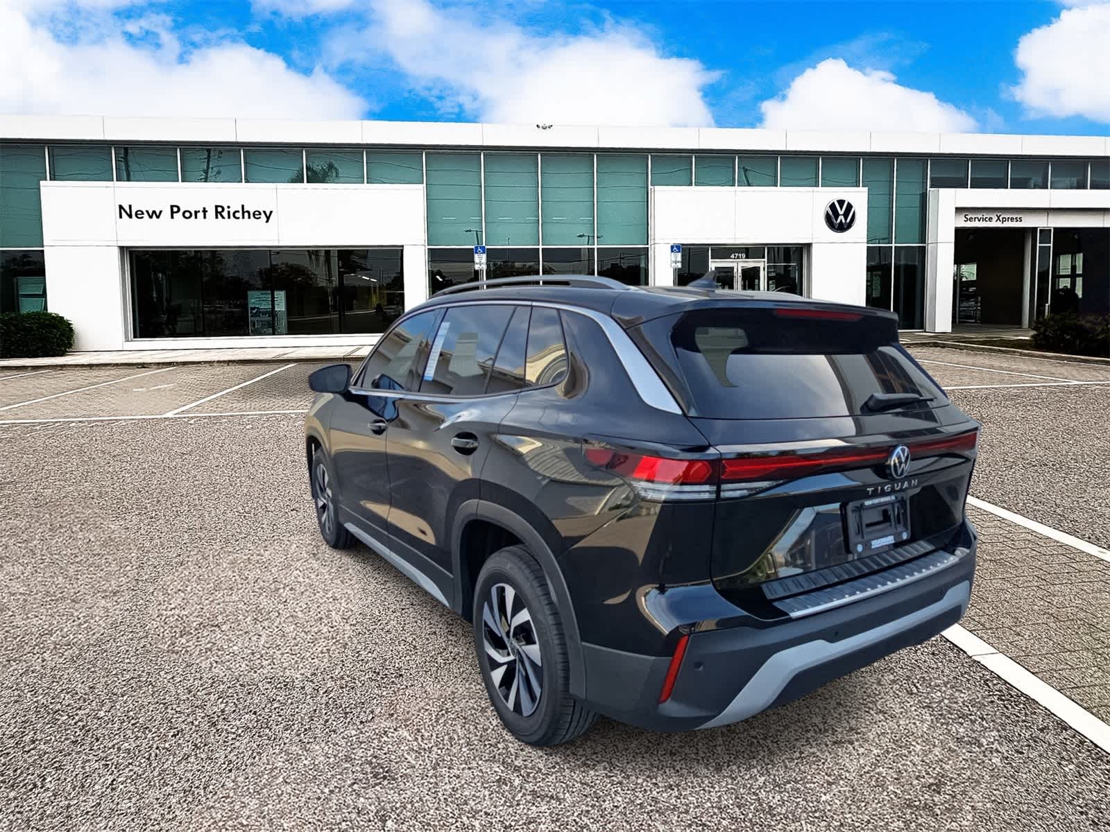 2025 Volkswagen Tiguan 2.0T S