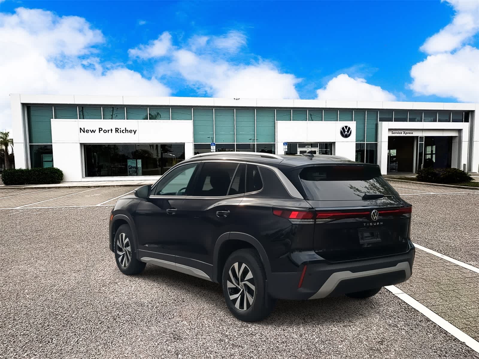 2025 Volkswagen Tiguan 2.0T S