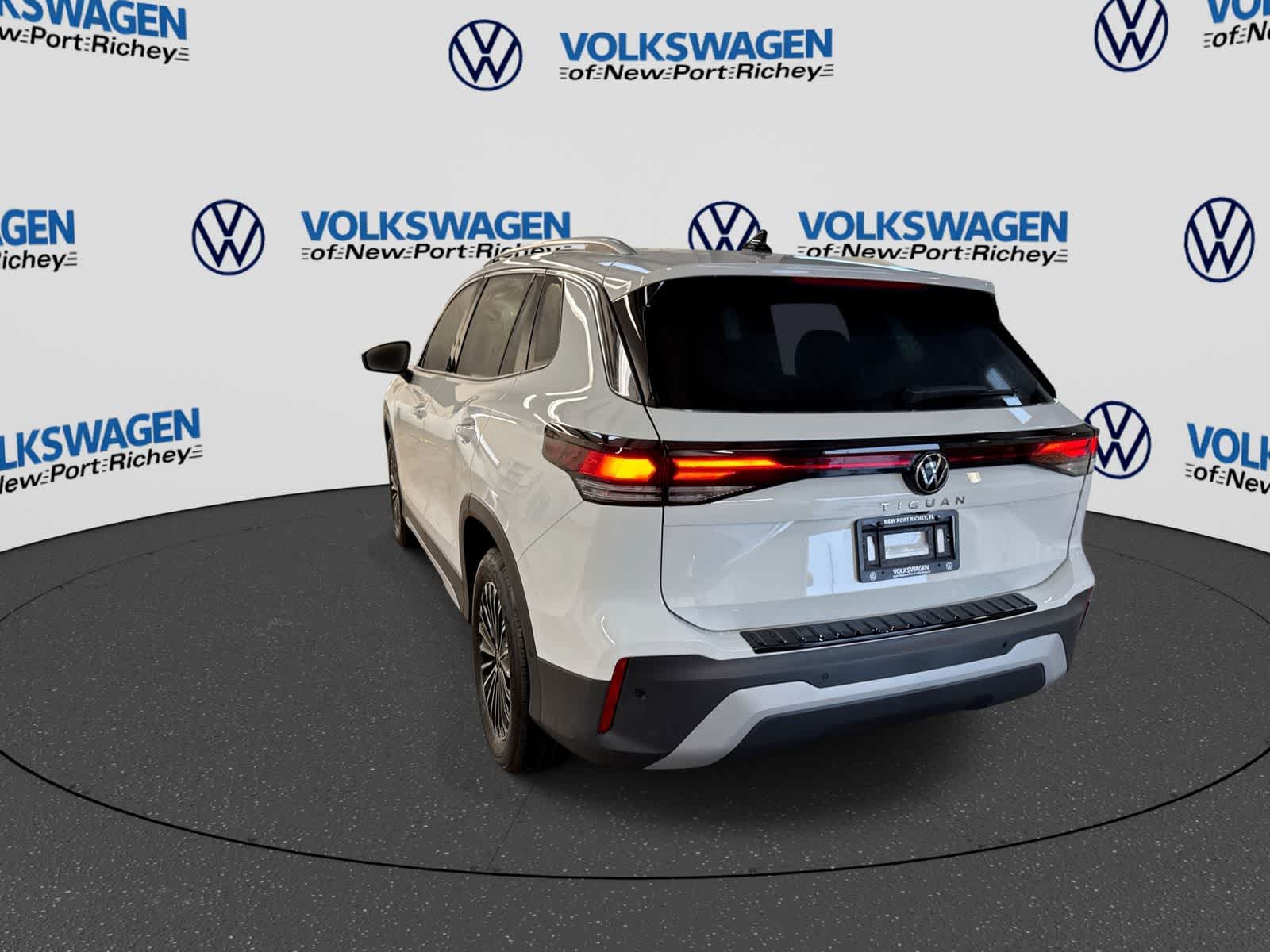 2026 Volkswagen Tiguan 2.0T S