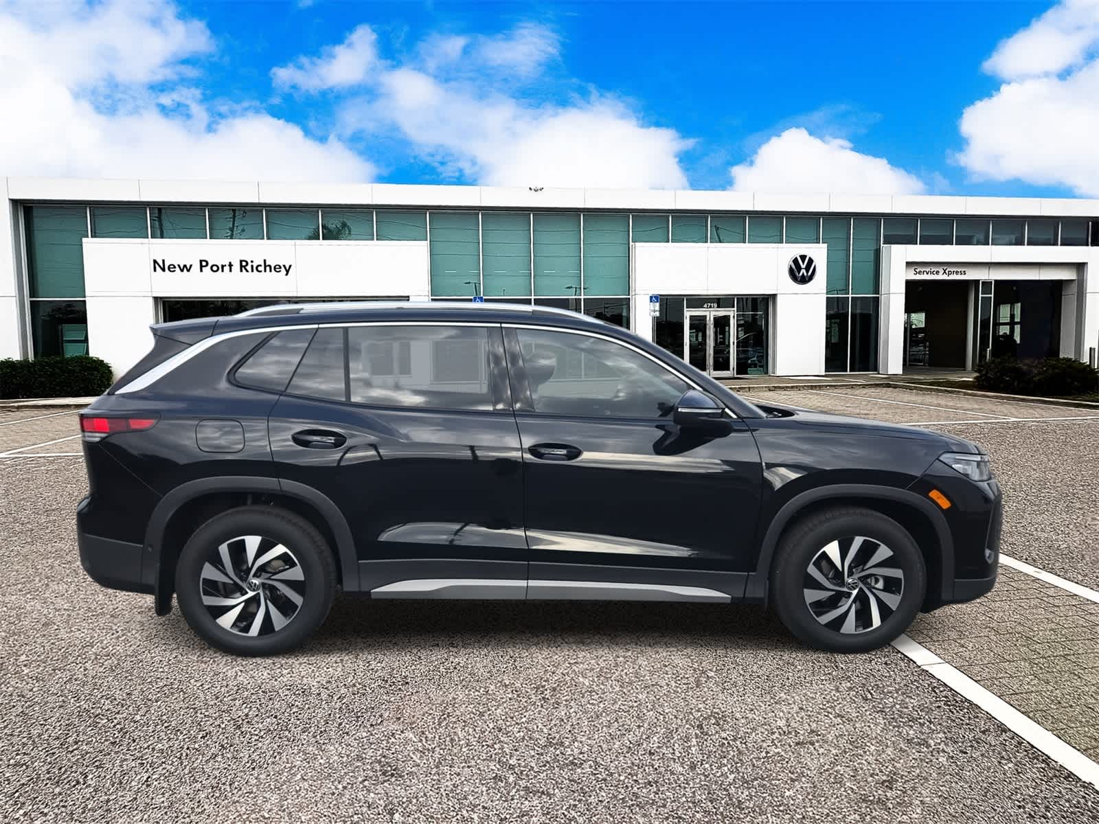 2026 Volkswagen Tiguan 2.0T S