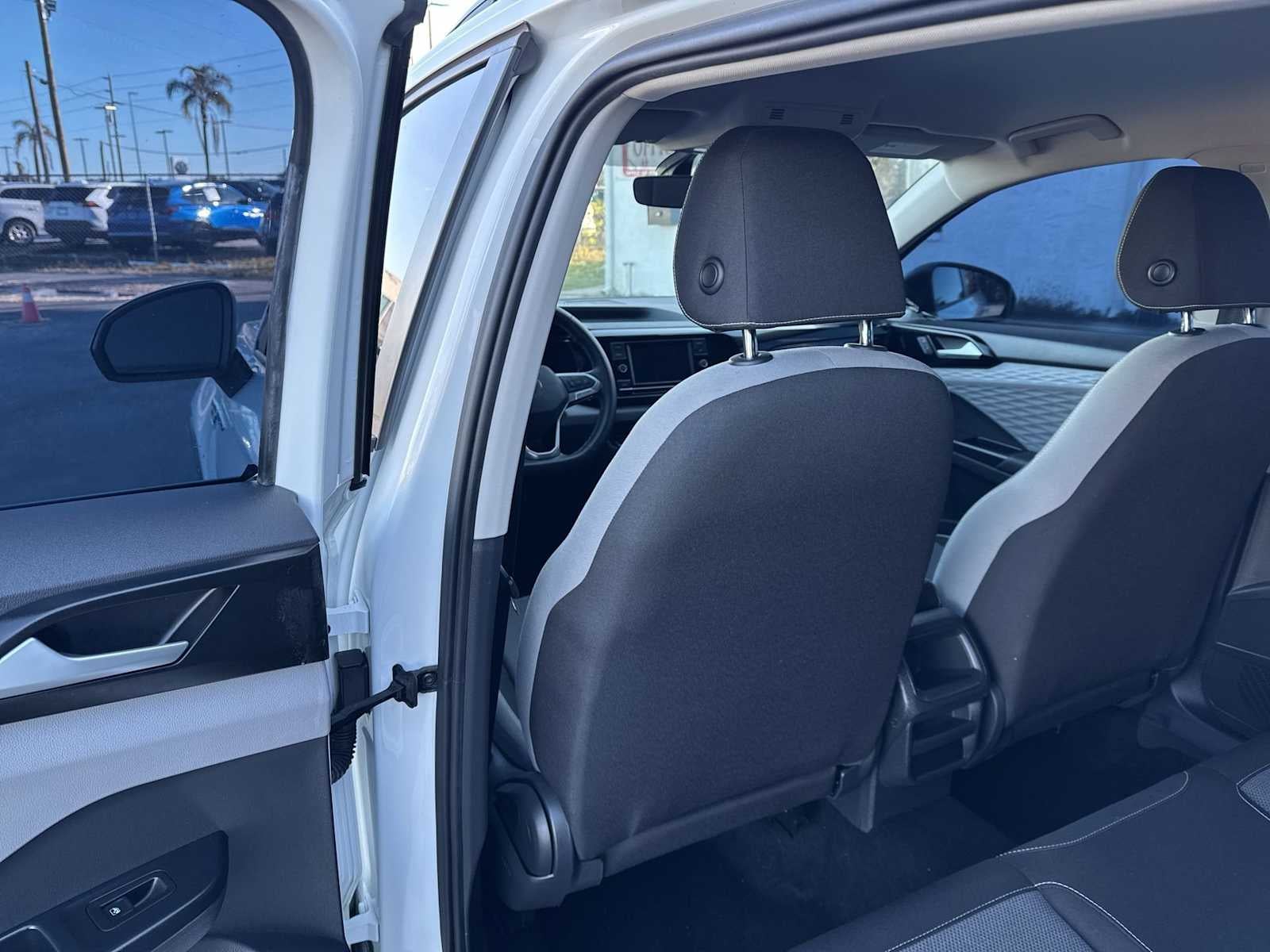 2023 Volkswagen Taos S