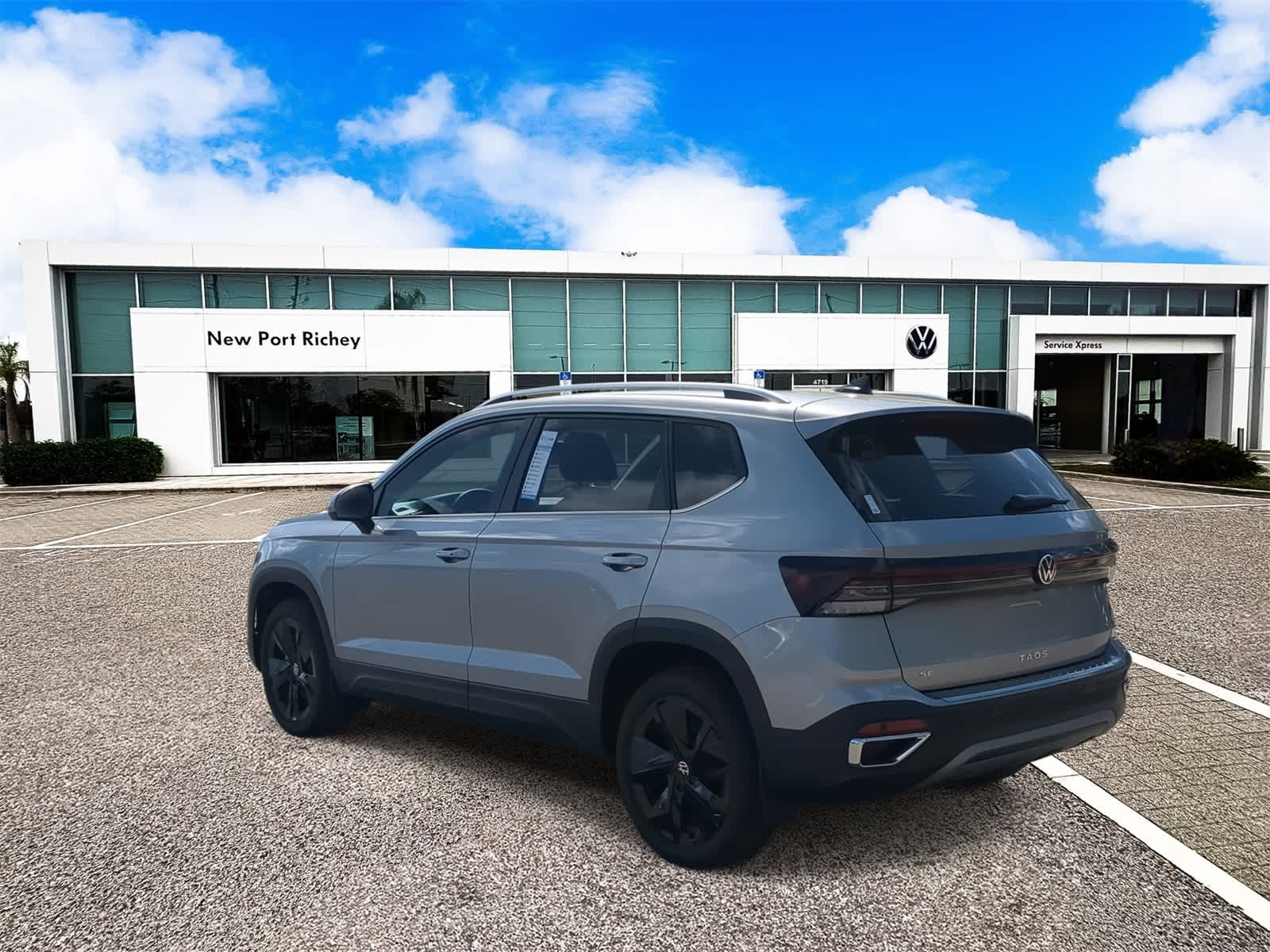 2025 Volkswagen Taos 1.5T SE