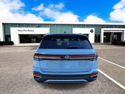 2025 Volkswagen Taos 1.5T SE