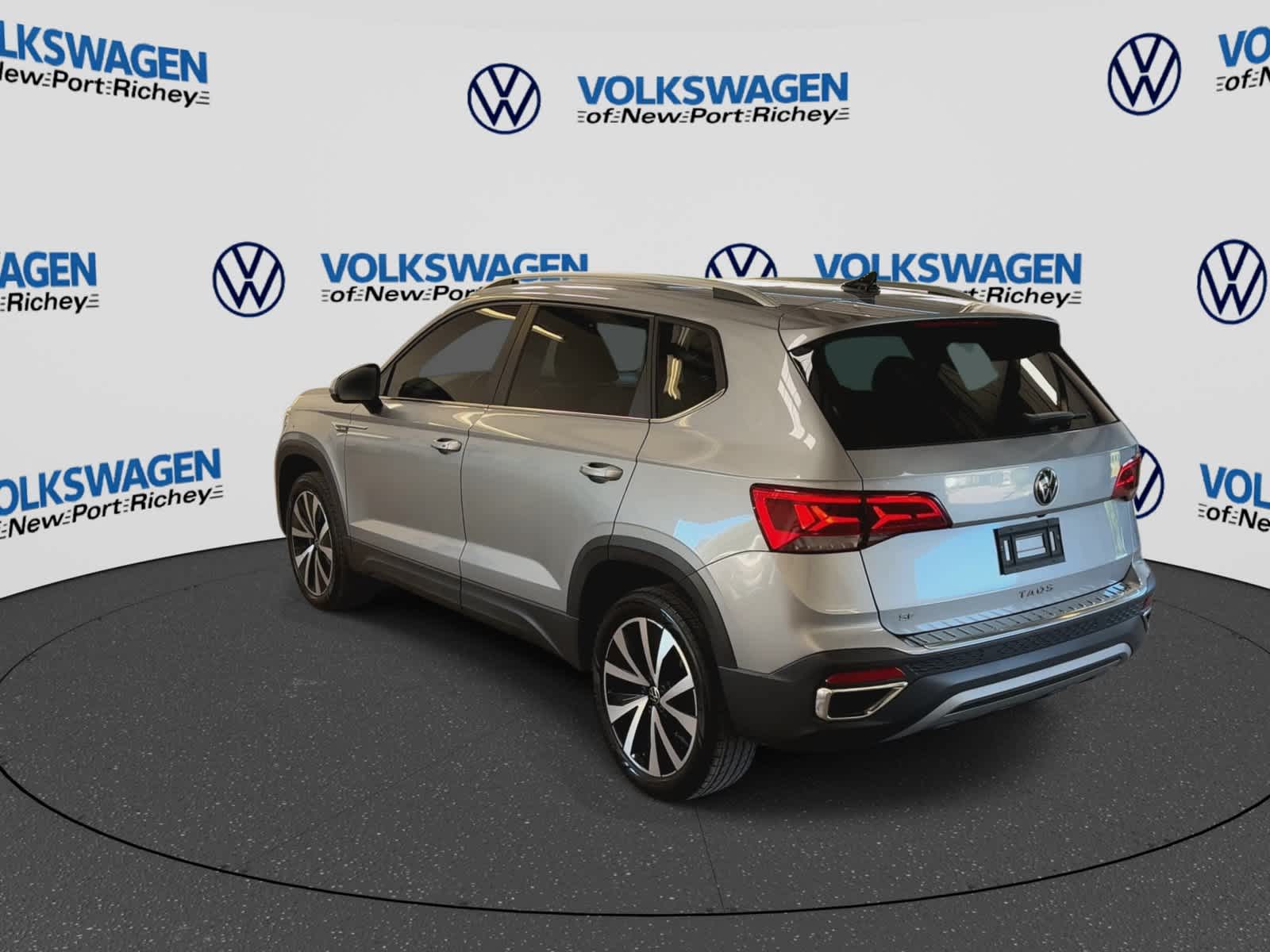 2023 Volkswagen Taos SE