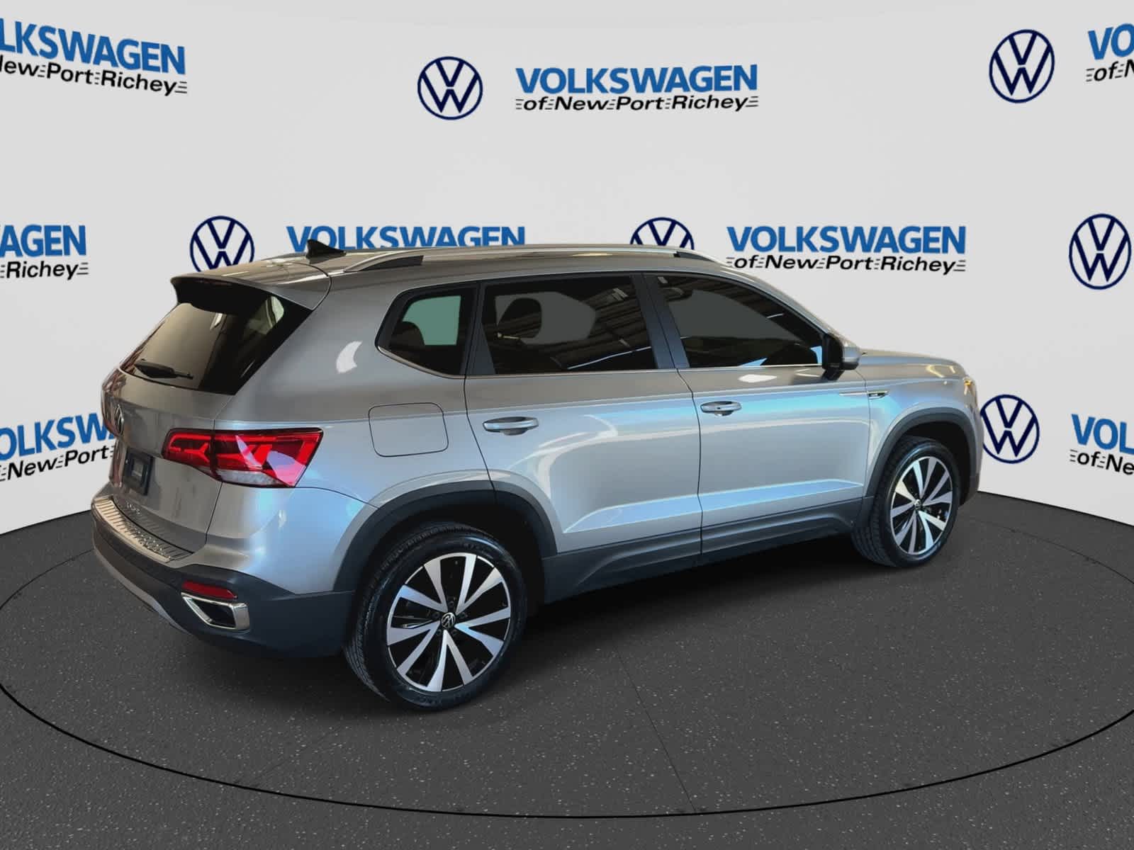 2023 Volkswagen Taos SE