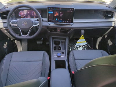 2025 Volkswagen Tiguan 2.0T SE