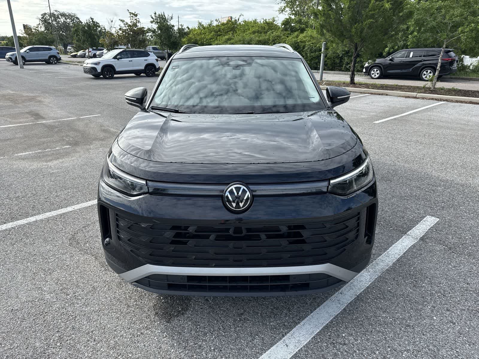 Volkswagen Tiguan SE 2025