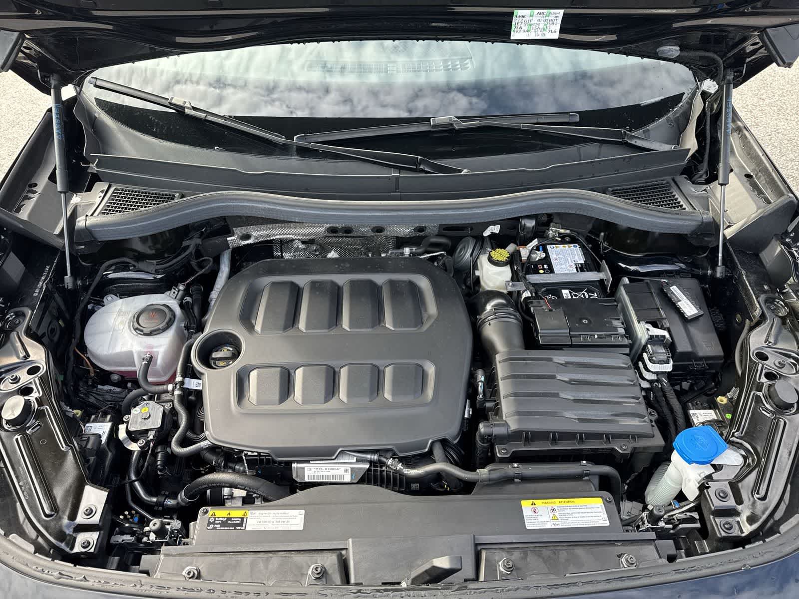 Volkswagen Tiguan SE 2025