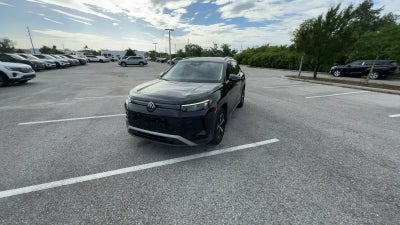 Volkswagen Tiguan SE 2025